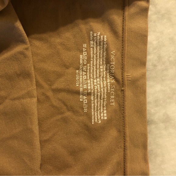 Set of 2 Victoria's Secret soft briefs, high rise - Picture 6 of 9